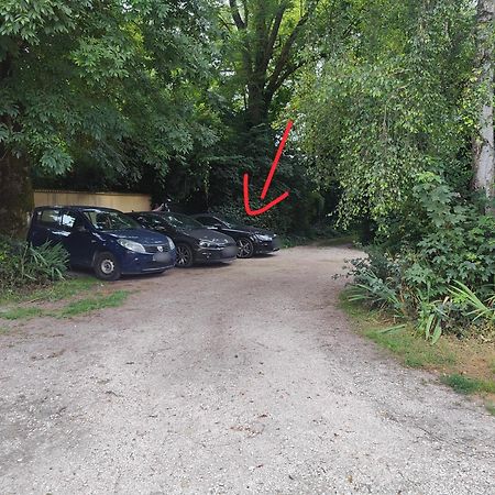 Charmant Appartement 2 Pieces Proche Disneyland Villeneuve-Saint-Denis Bagian luar foto